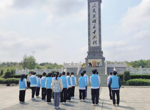 图片 2 图片 2